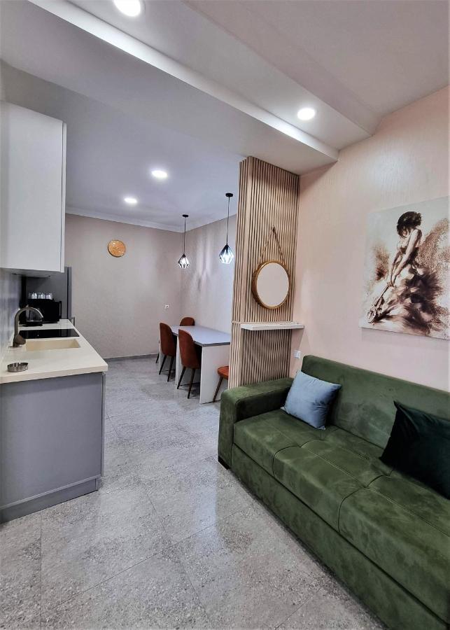 Md Apart Hotel Тбілісі Екстер'єр фото