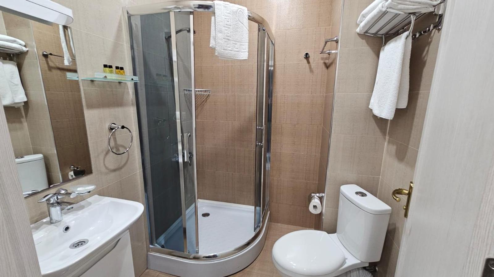 Md Apart Hotel Тбілісі Екстер'єр фото